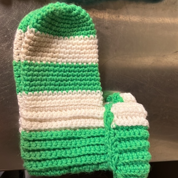 Throw, bootie, bag - Picture 3 of 3